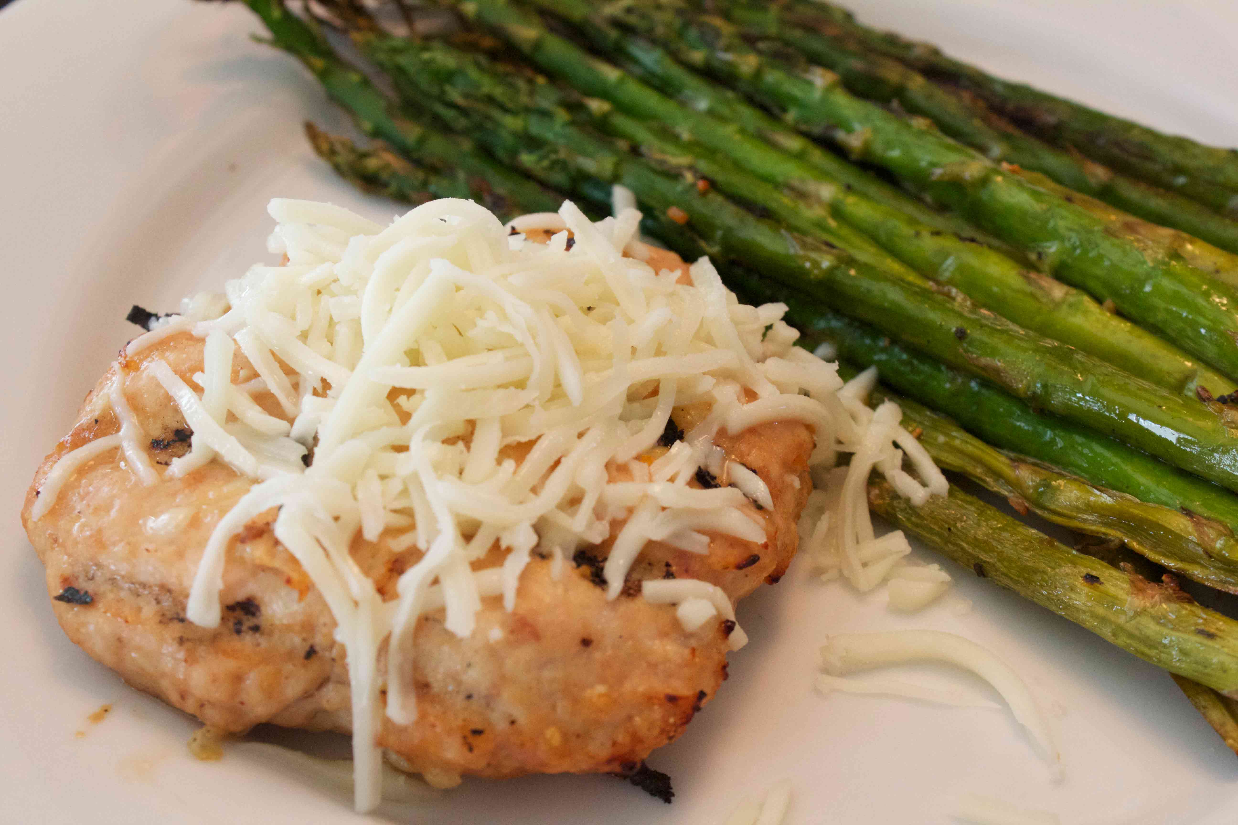 Chicken Mozzarella Burger - low carb and weight loss surgery recipes at www.foodcoach.me