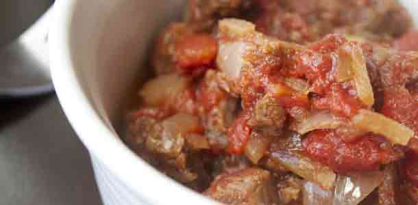 Slow Cooker Steak And Tomatoes | Bariatric Surgery Recipes | FoodCoach.Me